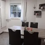 Haus Muehlenbach Daire *