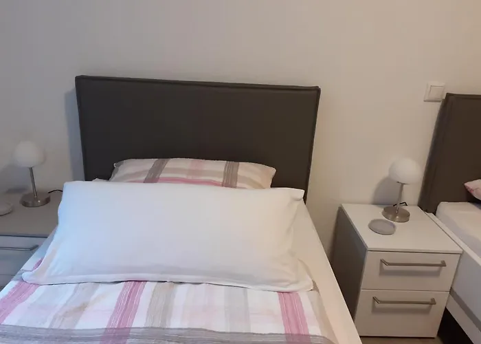 Haus Muehlenbach Апартаменты *